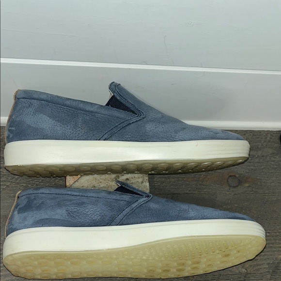ECCO Womens Soft Classic Marine Nubuck Slip On Sneakers - EU 40 / US 9-9.5 - Picture 6 of 10